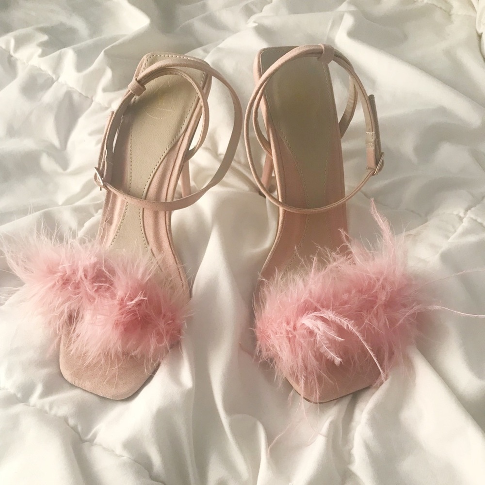 pink marabou feather heels (never worn!!)